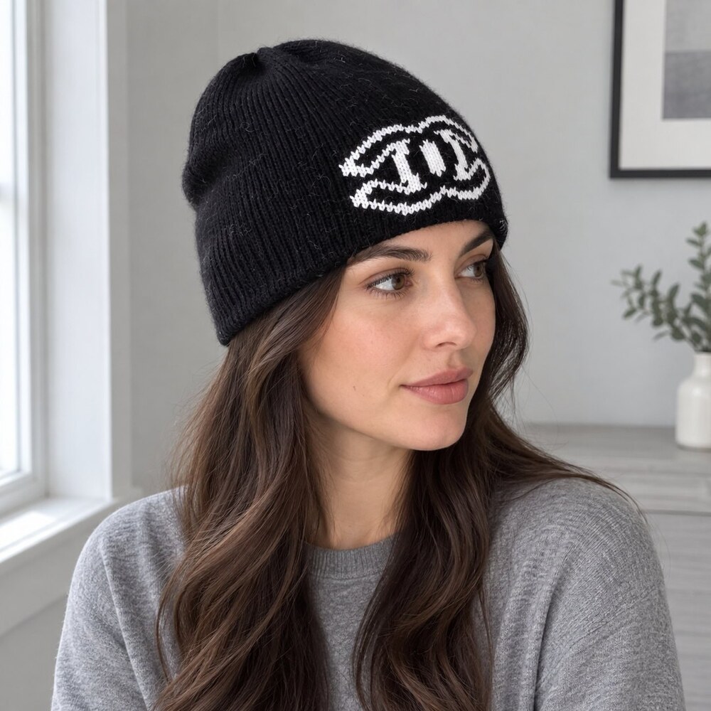 CHANEL Black CC Logo Knit Beanie - Picture 3 of 6